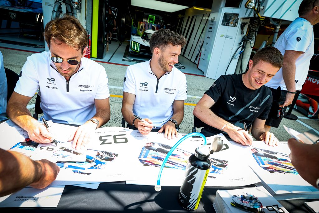 (Foto: Team Peugeot TotalEnergies)